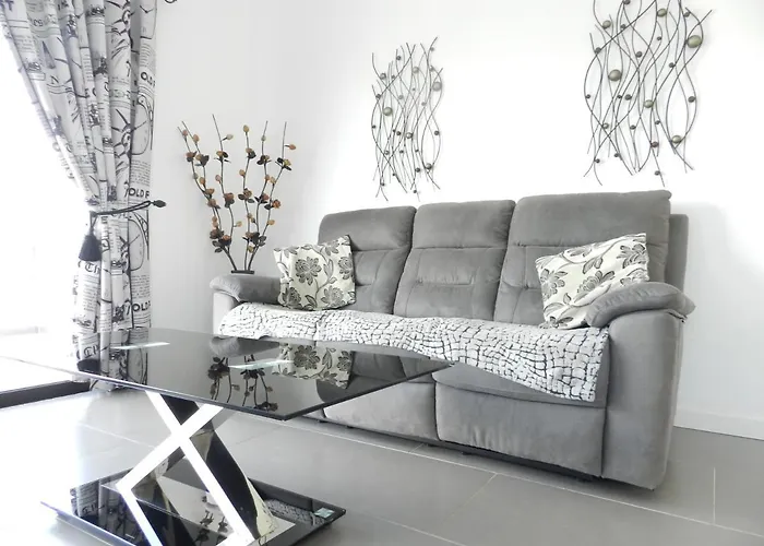 1 Bed Cristianos Near The Bus Station アパート *