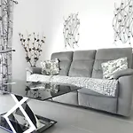 1 Bed Cristianos Near The Bus Station Apartament *